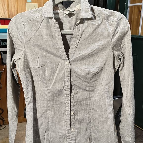 H&M Tops - H&M Women's Blouse in Light Gray